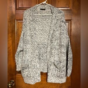 Black & White Women’s Fuzzy Drop Shoulder Popcorn Cardigan, One Size, Cabincore